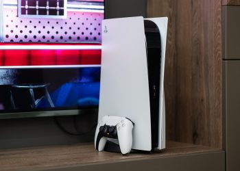 Εκτεταμένη διακοπή στο PlayStation Network επηρεάζει όλες τις υπηρεσίες
