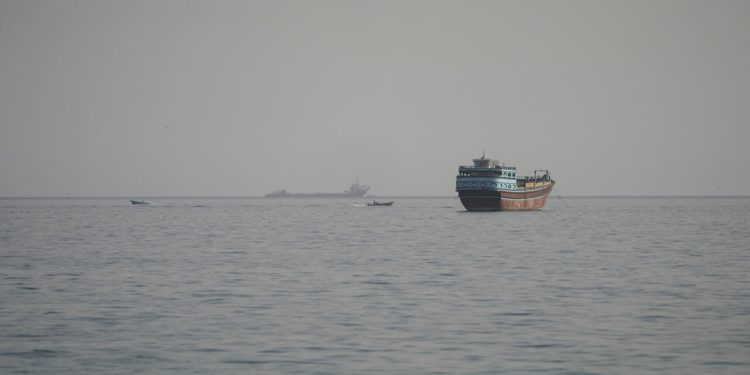 Κοντά σε συμφωνία Ιράν–Ομάν για τα Στενά του Ορμούζ